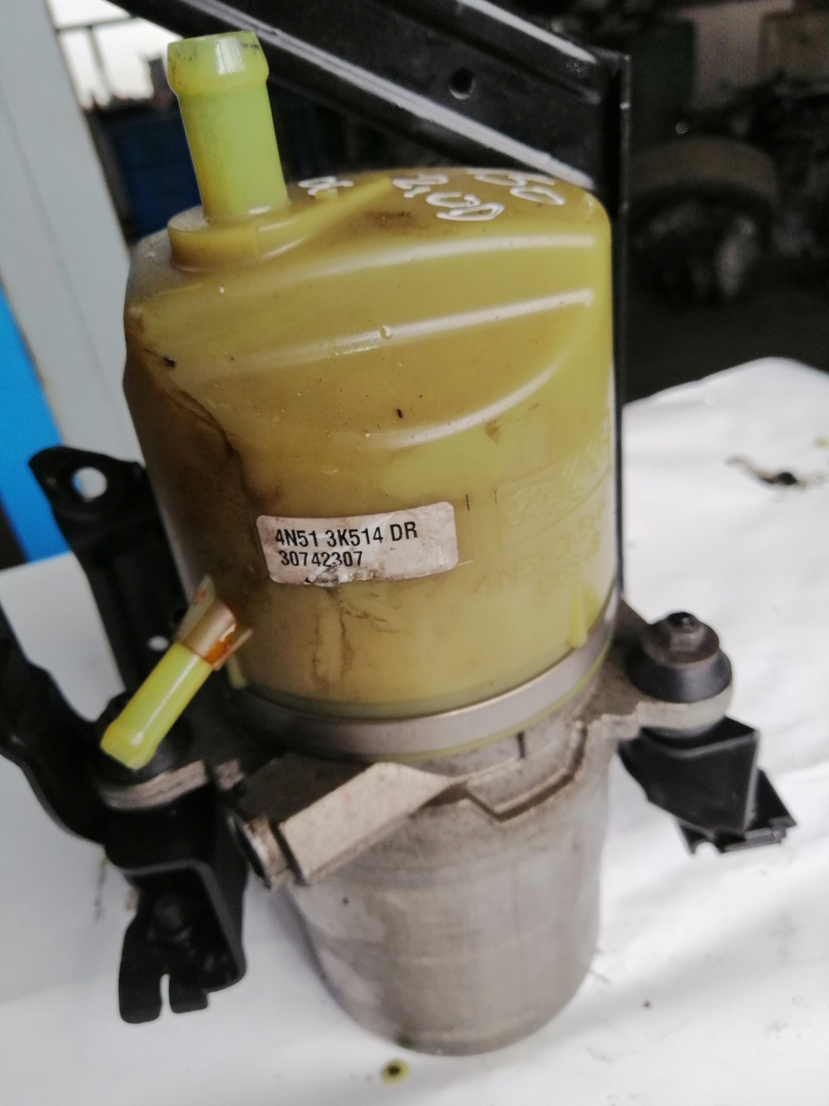 Pumpa servoupravljača 36000075